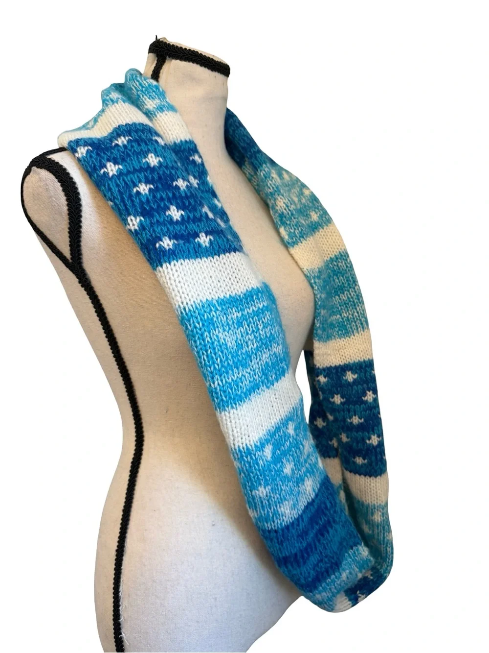 Hollister Blue Fair Isle Knit Infinity Scarf Chunky Winter Circle Scarf Cozy
